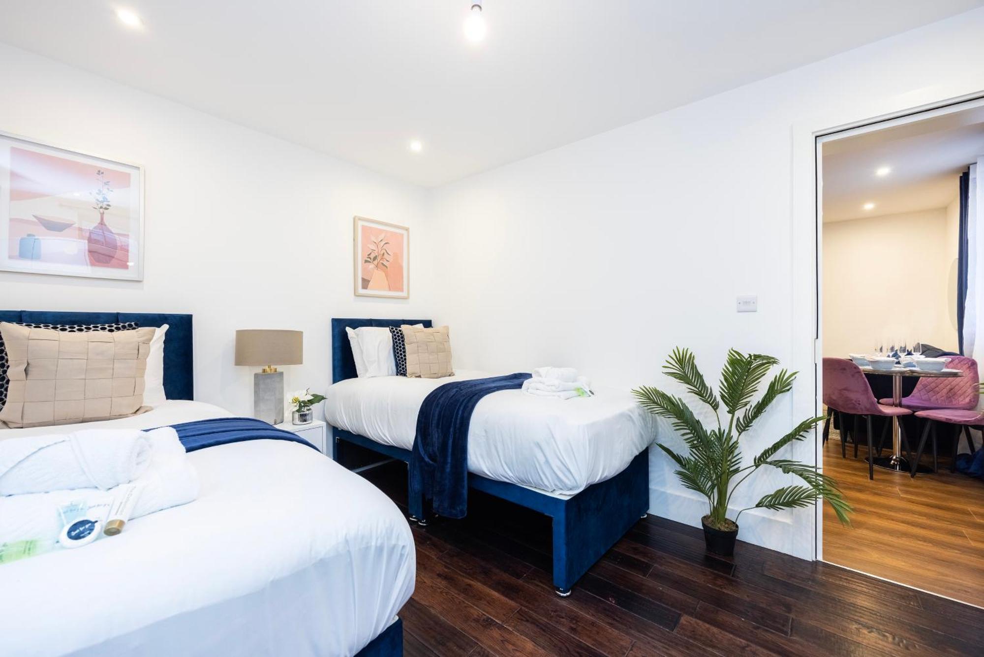 Block Of Apartments In Croydon ,Long Stays , Weekly & Monthly Offers , Contractors , Relocations , Leisure & Family Stays Exterior photo