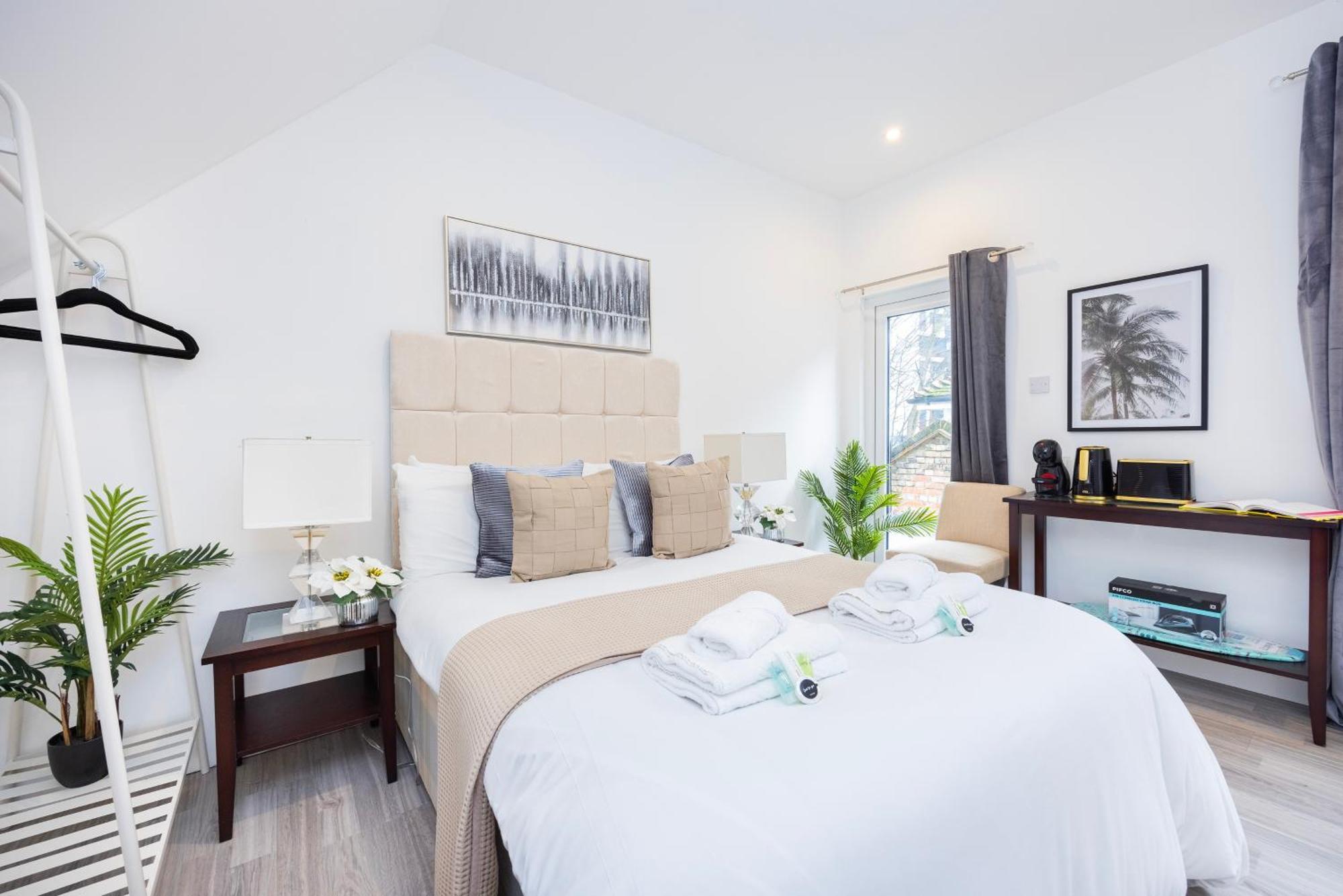 Block Of Apartments In Croydon ,Long Stays , Weekly & Monthly Offers , Contractors , Relocations , Leisure & Family Stays Exterior photo