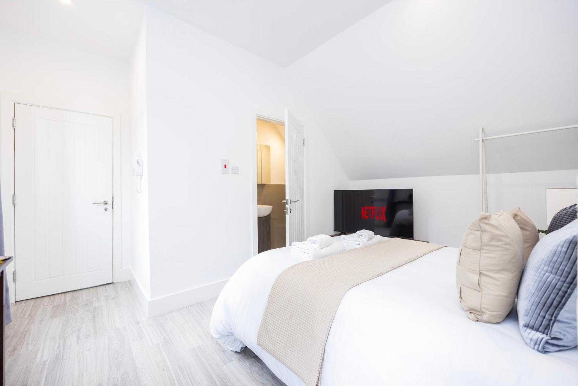 Block Of Apartments In Croydon ,Long Stays , Weekly & Monthly Offers , Contractors , Relocations , Leisure & Family Stays Exterior photo